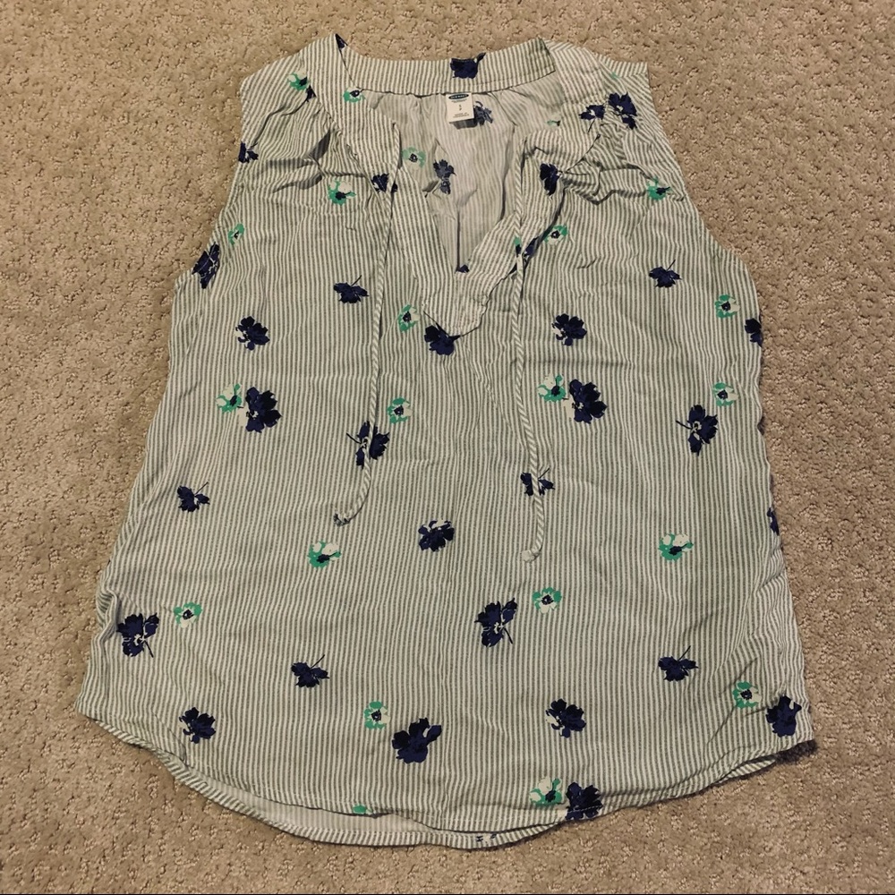 Old Navy Sleeveless Top
